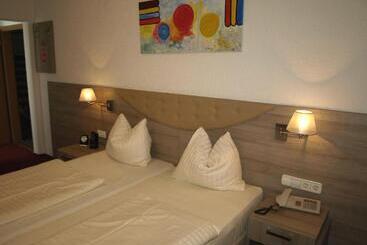 Airport Hotel Filder Post