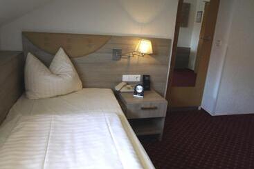 Airport Hotel Filder Post