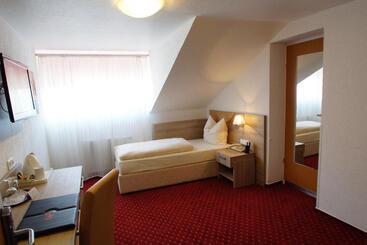 Airport Hotel Filder Post