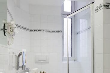 Centro Hotel National Frankfurt, Trademark Collection By Wyndham