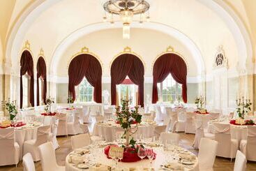 هتل Dolce By Wyndham Bad Nauheim