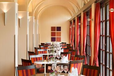 هتل Dolce By Wyndham Bad Nauheim