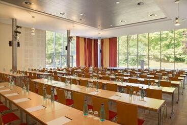 هتل Dolce By Wyndham Bad Nauheim