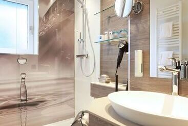 Отель Dorint Resort Winterberg