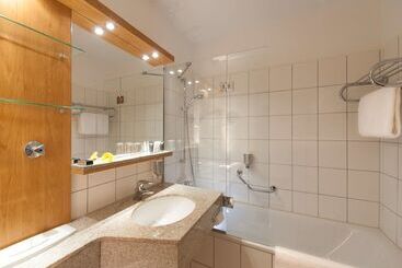 Отель Dorint Resort Winterberg