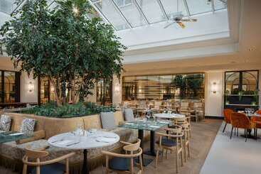 בית מלון כפרי Hilton Heidelberg