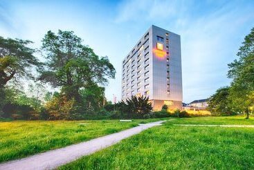 Leonardo Hotel Karlsruhe