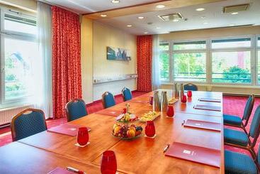 Leonardo Hotel Karlsruhe