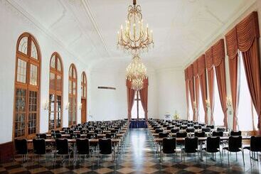 Maritim Hotel Am Schlossgarten