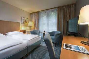 Maritim Hotel Am Schlossgarten - Fulda