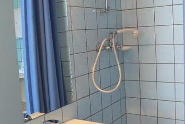 هتل Meran Hallenbad & Sauna