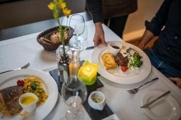 هتل Restaurant Roemer