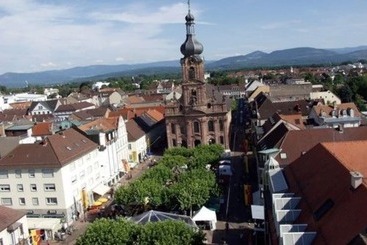هتل Schwert