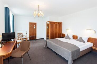 هتل Trip Inn Klee Am Park Wiesbaden