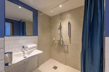 هتل Vienna House Easy by Wyndham Frankfurt Airport