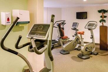 هتل Vienna House Easy by Wyndham Frankfurt Airport