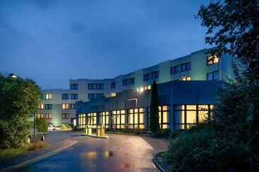 هتل Vienna House Easy by Wyndham Frankfurt Airport
