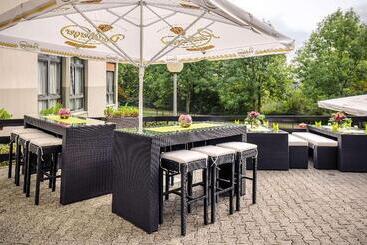 هتل Vienna House Easy by Wyndham Frankfurt Airport