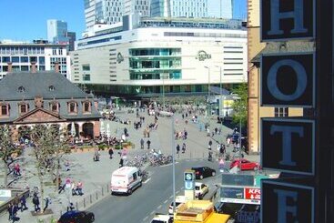 هتل Zentrum