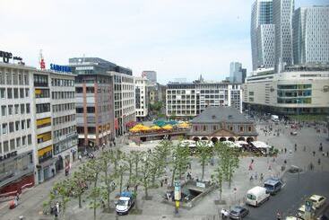 هتل Zentrum