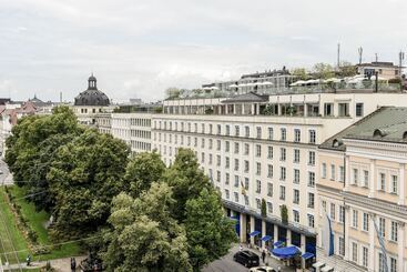 هتل Bayerischer Hof