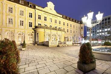Eurostars Park Hotel Maximilian
