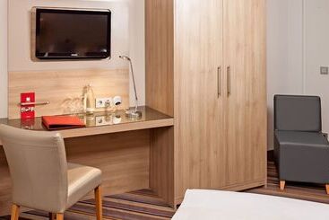 Leonardo Hotel Munich City North