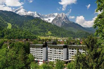 هتل Mercure  Garmisch Partenkirchen