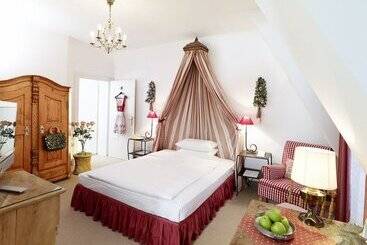 Hotel Opera
