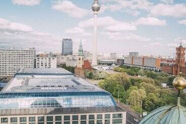 Radisson Collection Hotel, Berlin