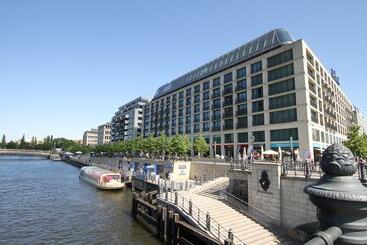 Radisson Collection Hotel, Berlin