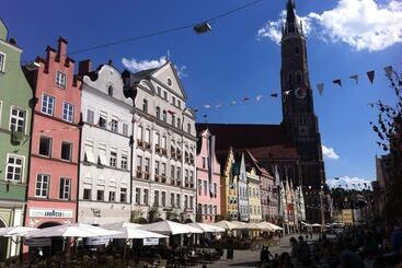 Simones Hotel Fürstenhof - Landshut