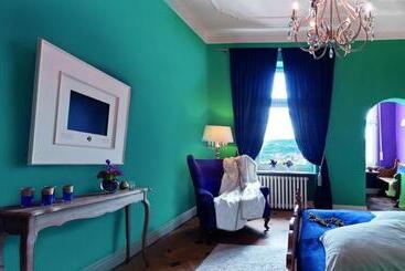 Schlosshotel Steinburg