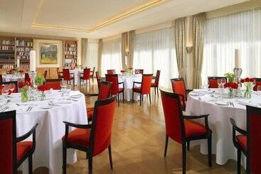 酒店 Sheraton Carlton  Nuernberg