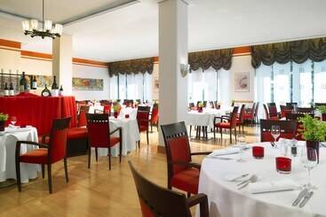 酒店 Sheraton Carlton  Nuernberg
