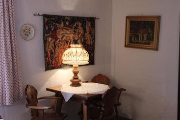 هتل Spitzweg