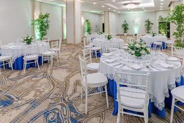هتل Crowne Plaza Santo Domingo, An Ihg