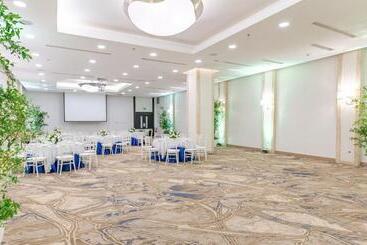 هتل Crowne Plaza Santo Domingo, An Ihg