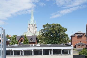 هتل Frederikshavn