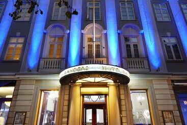 هتل Randers