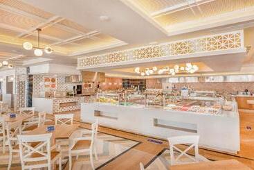 استراحتگاه Bahia Principe Grand El Portillo - All Inclusive