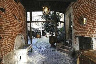 هتل Auberge Du Bon Fermier