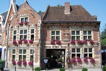 هتل Auberge Du Bon Fermier
