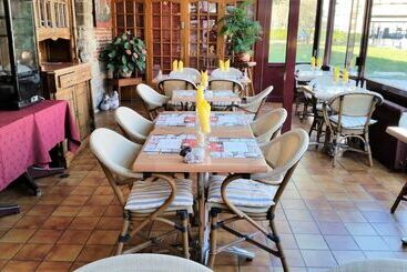 هتل Auberge Du Bon Fermier
