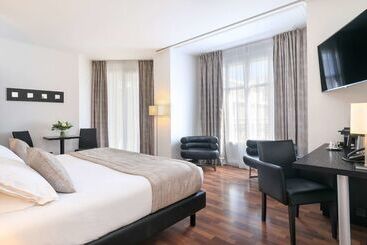 Отель Best Western Plus Hôtel Massena Nice