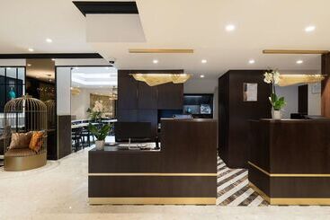 Отель Best Western Plus Hôtel Massena Nice