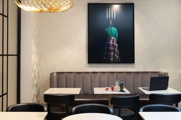 Отель Best Western Plus Hôtel Massena Nice