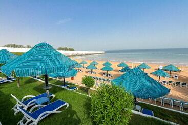 هتل Bm Beach