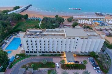 هتل Bm Beach