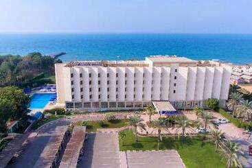 هتل Bm Beach